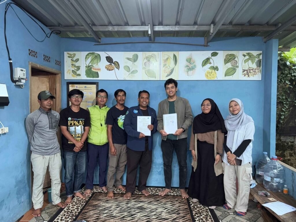 Desamind Farm Resmi Gandeng Kelompok Tani Hutan di Sukabumi dalam Program Integrated Farming dan Investasi Ternak untuk Pemuda