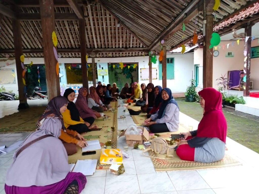 Menabur Asa di Tanah Kecil: Cerita Lulu bersama Desamind