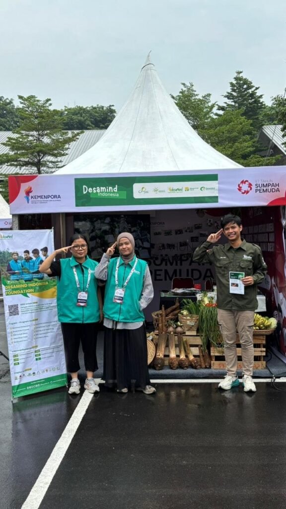 Desamind.id, Jakarta (28/10) – Peringatan Hari Sumpah Pemuda (HSP) ke-97 tahun 2025 menjadi momentum sakral bagi Desamind Indonesia. Suara yang selama ini digaungkan di desa-desa kini bergema hingga ke jantung Ibu Kota, tepatnya di Hall Basket Gelora Bung Karno (GBK), Senayan, Jakarta.